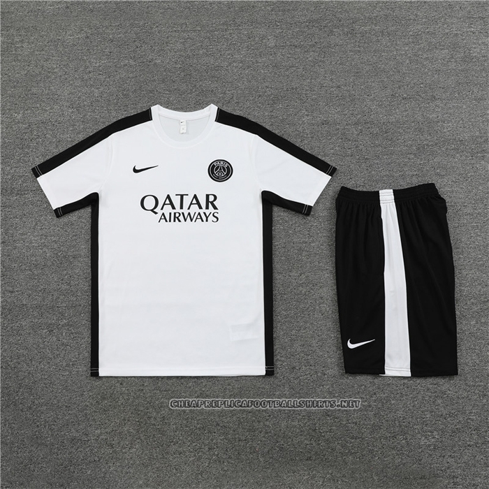 Tracksuit
 Paris Saint-Germain 2023-2024 Short Sleeve
 White
 - Shorts
